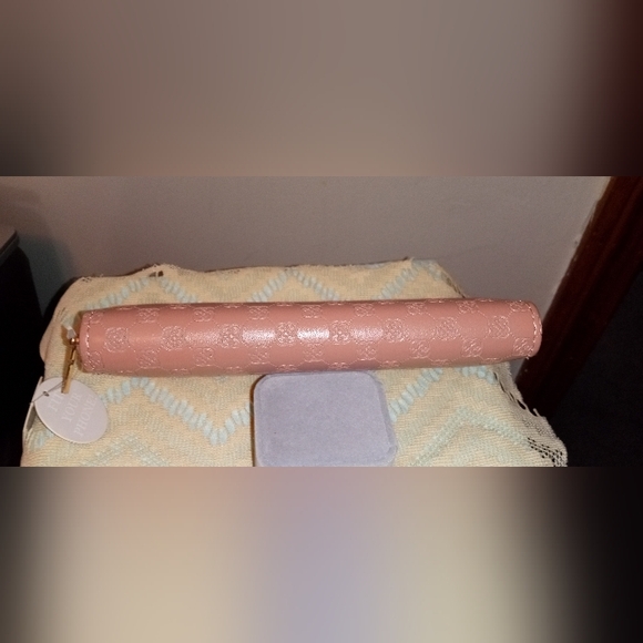 🌞Daisy Fuentes Zip Around Wallet - Picture 8 of 9